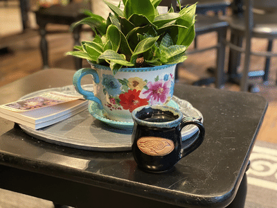 Raven's Roast Coffee Lounge