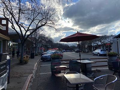 Red Berry Coffee Bar