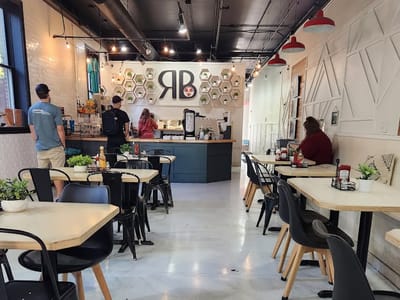 Red Bicycle Coffee & Crêpes