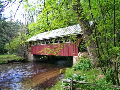 Red Mill Gift Shop, Coffee Shop, Ice Cream Parlor & Wedding Chapel