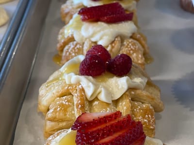 Ren Bakery & Espresso Bar