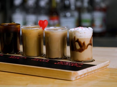 Retro Eighth Coffee & Acai