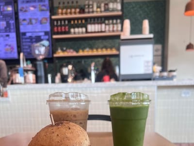 Revolución Coffee + Juice RIM