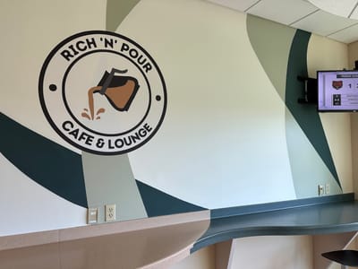 Rich 'N' Pour