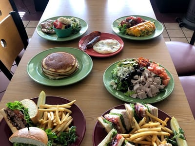 Rick's Restaurant & Bakery