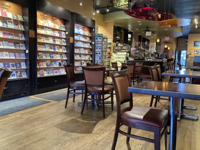 Rico's Cafe & Wine Bar