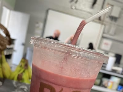 Rise & Grind Cafe and Smoothie Bar