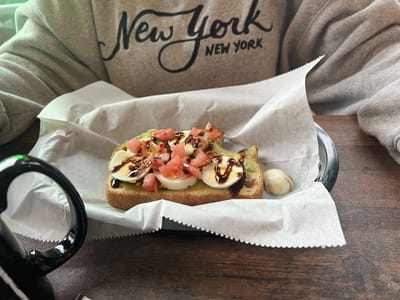 Rise & Grind Cafe and Smoothie Bar