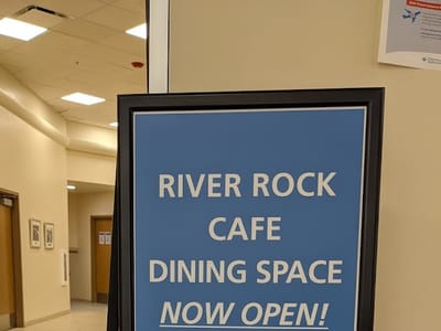 River rock cafe