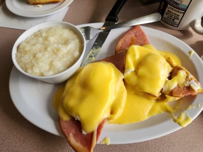 Rivergate Coffee Shop