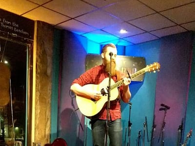 Riverwalk Bakery & Café