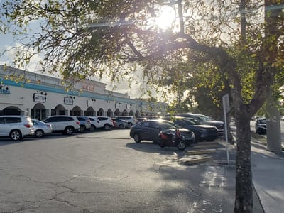 Riviera Coffee & Sandwich Shop