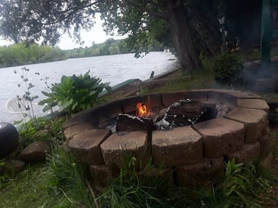 Roadside Wreaths And Uniques