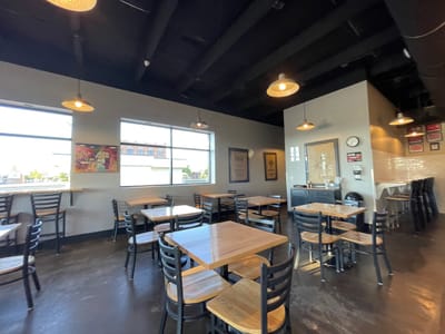 Roasters Coffee & Tea