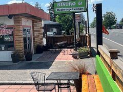 Rockin' Dave's Bistro & Backstage Lounge