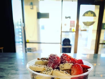 Root 2 Rise Coffee Bar & Juicery