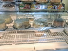 Root-A-Bakers Bakery & Cafe