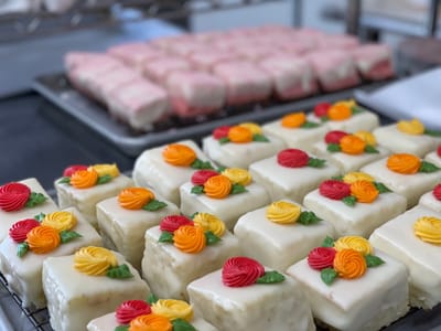 Root-A-Bakers Bakery & Cafe