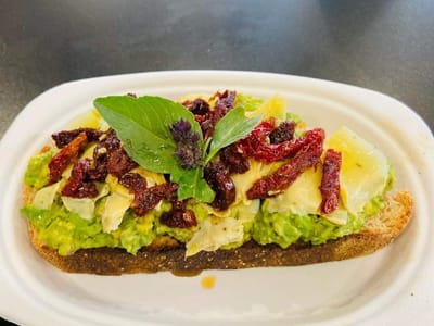 Roots Coffee Kitchen