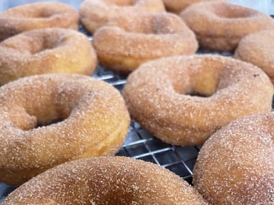 Roots & Leaves Food Truck