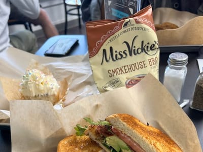 Rosé Café and Bakery