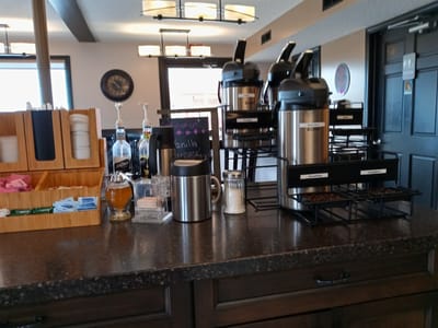 Roselen's Coffees & Delights