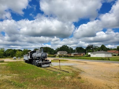 Round Table Coffee Shop