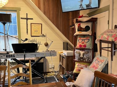 Round Top Coffee Shop