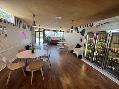 Sala |Coffee & Wine|