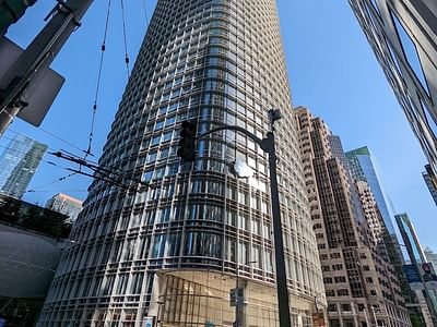 Salesforce Tower
