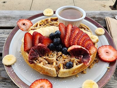 Sally Loo's Wholesome Cafe