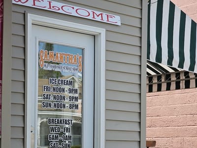 Samantha's Treats & Sweets