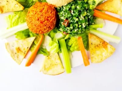 Sana & Sadia's Mediterranean Cafe