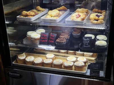 Saw Dust Coffee House & Dessert Bar II