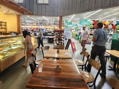 Schat's Bakery Cafe at Friedman Brothers Home Improvement