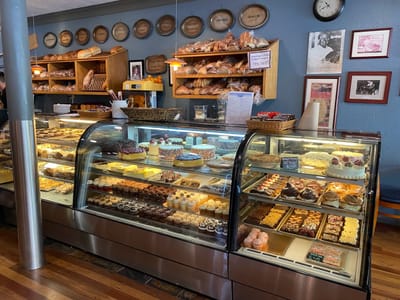 Schat's Bakery & Cafe