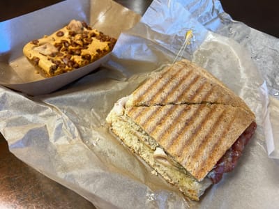 Schnoogs Café & Espresso