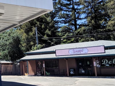 SCOOPS ice cream, deli and catering