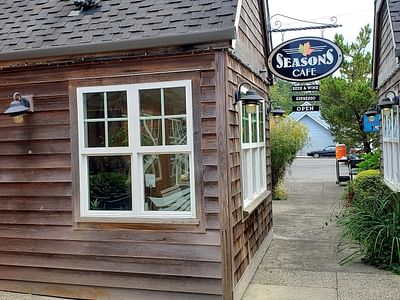 Seasons Cafe