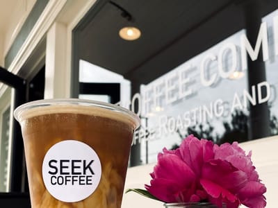 Seek Coffee and Cocktails