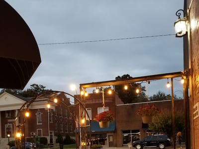 Shades Café & Steakhouse