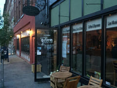 She Doesnt Like Guthries