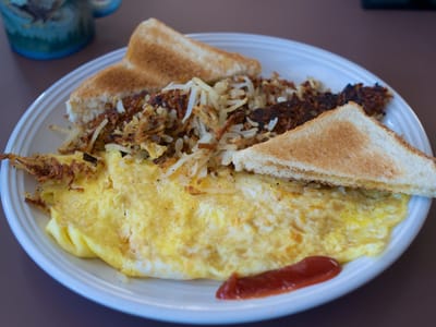 Shelly's Route 66 Cafe