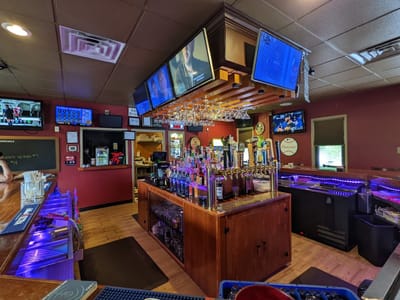 Shooters Neighborhood Bar & Grill