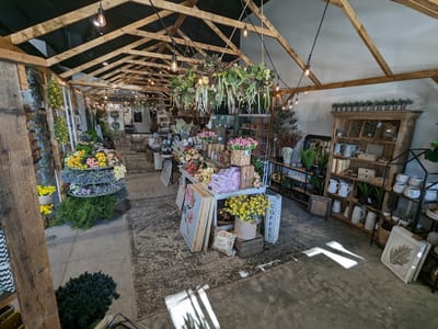 Shores Sisters Farm Market & Cafe