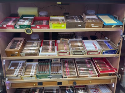 Short Stop New Columbia and Chester's fried chicken