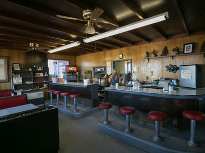 Silver Lake Cafe & Bar