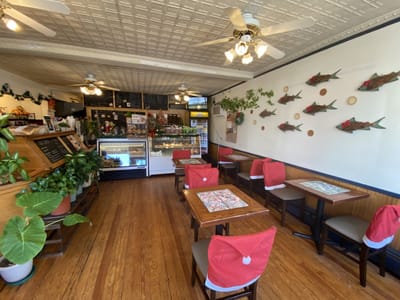 Simon Says Cafe & Deli