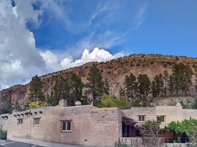 Sirphey in the Canyon