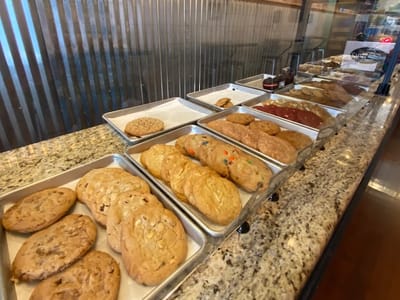 Sissy's- A Sweet Shoppe